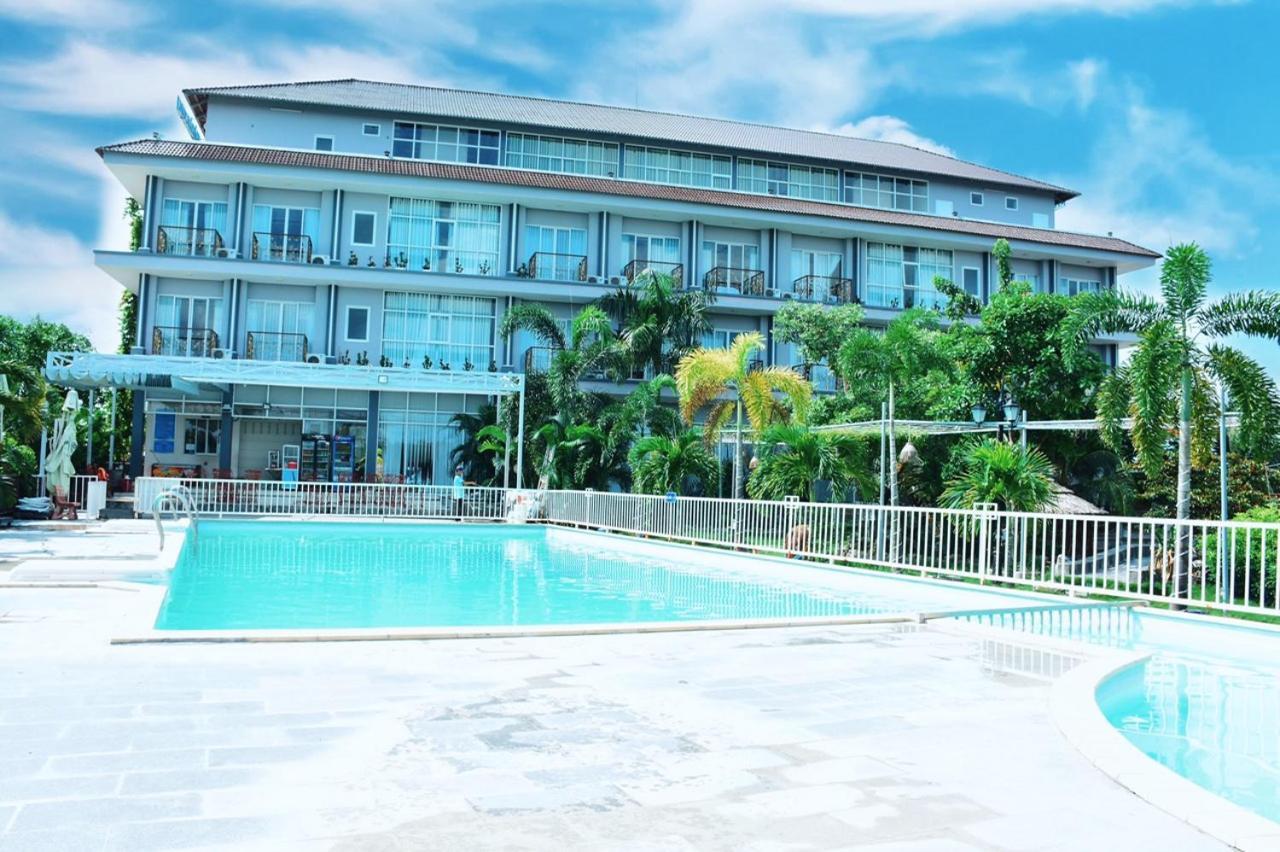 Ozon Hotel Nam Can Ngoại thất bức ảnh