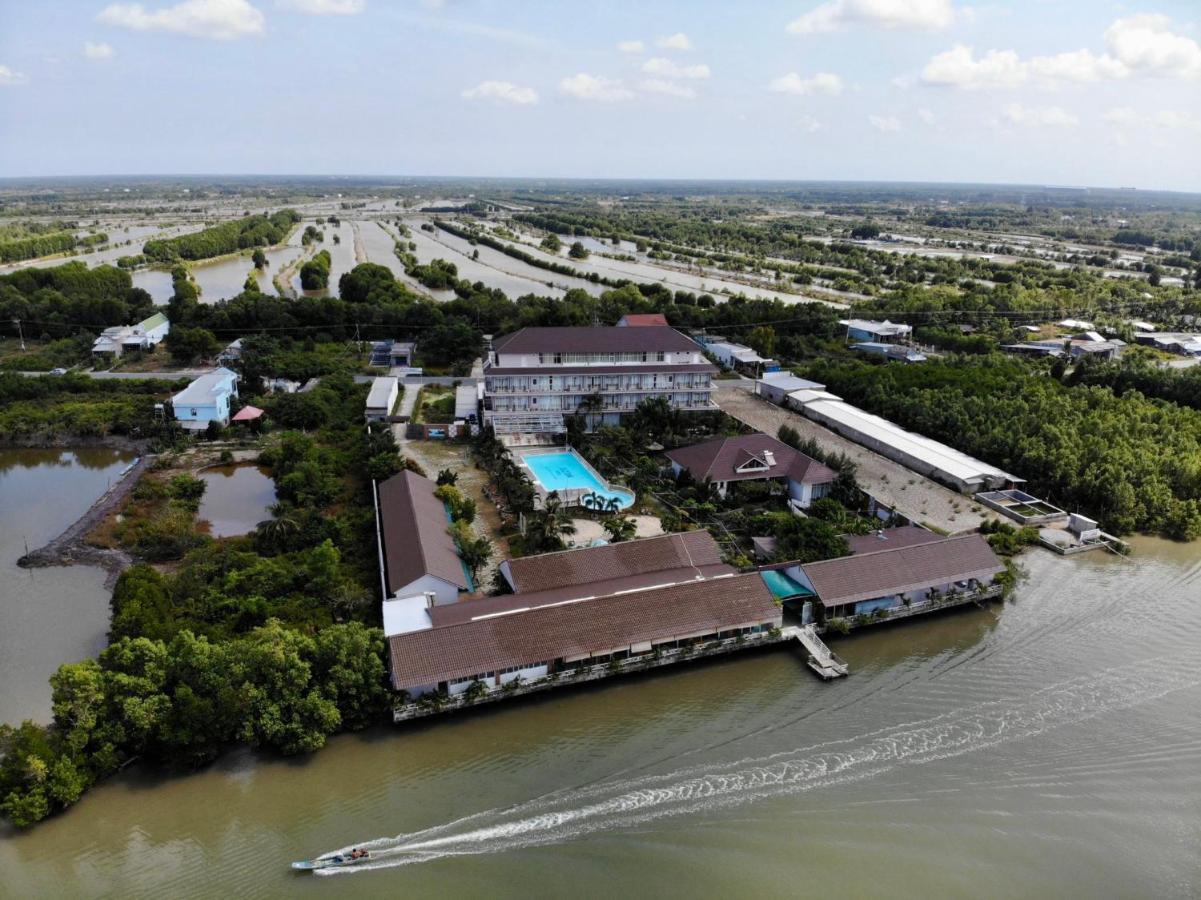 Ozon Hotel Nam Can Ngoại thất bức ảnh