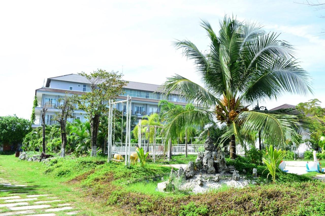 Ozon Hotel Nam Can Ngoại thất bức ảnh